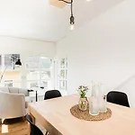 Tini's Feinstes Apartment *
