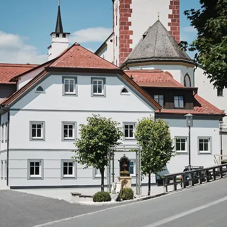 Tini's Feinstes Apartmán Mariapfarr